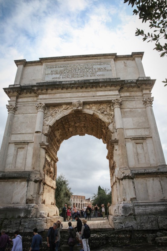 שער טיטוס, רומא