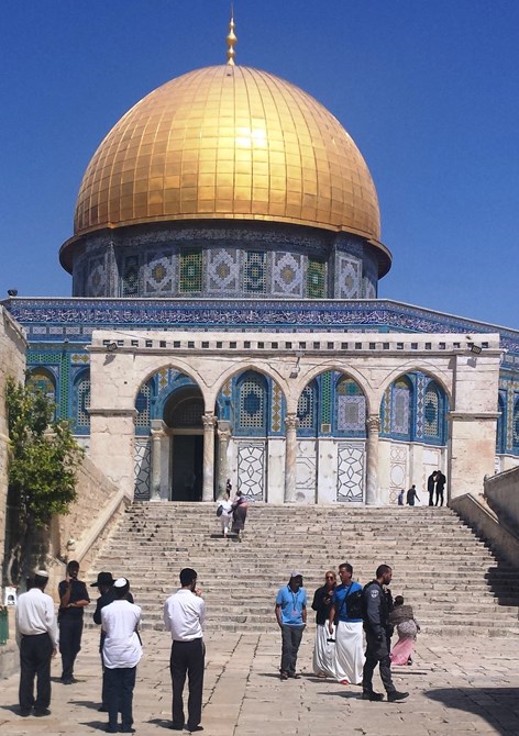 צילום: חגי הוברמן תפילה מול מקום המקדש