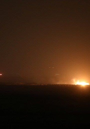 תקיפה באזור הגבול באלבוקמאל באזור הכפרי של דיר עזור, סוריה