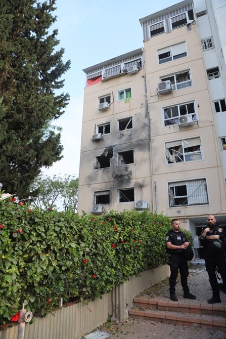 צילום: אלדד עובדיה הפגיעה במבנה באשקלון