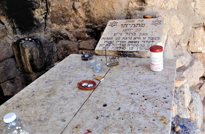 צילום: חגי הוברמן המצבה שהציבו חסידי ברסלב