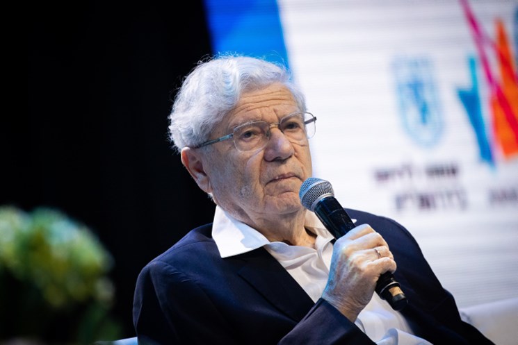 צילום: יונתן זינדל, פלאש 90 דחף אותו ללמוד משפטים. נשיא ביהמ"ש העליון לשעבר אהרון ברק