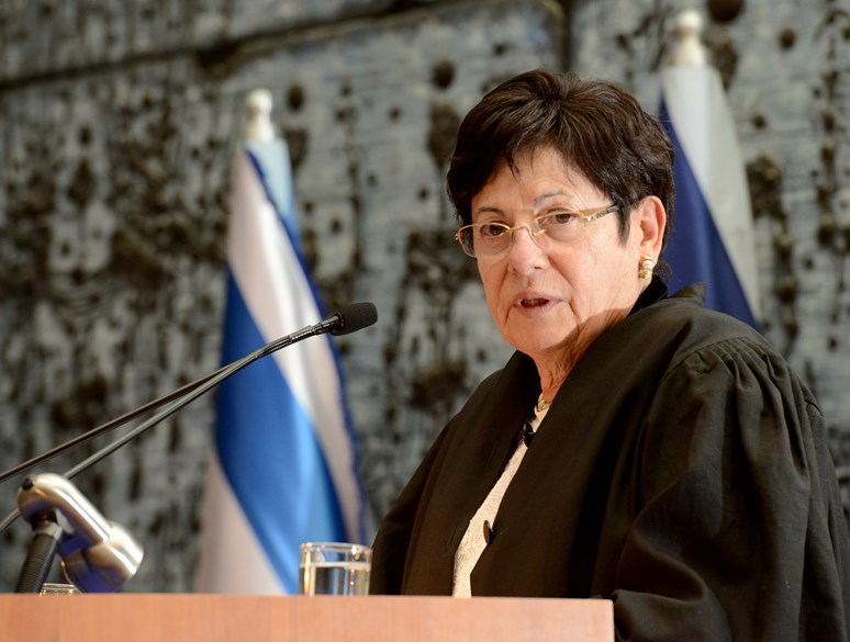 צילום: קובי גדעון, לע"מ נאור ז"ל בהשבעתה לנשיאת בית המשפט העליון בבית הנשיא