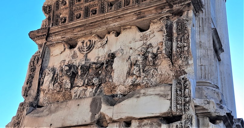 צילום: חגי הוברמן תבליט המנורה בשער טיטוס